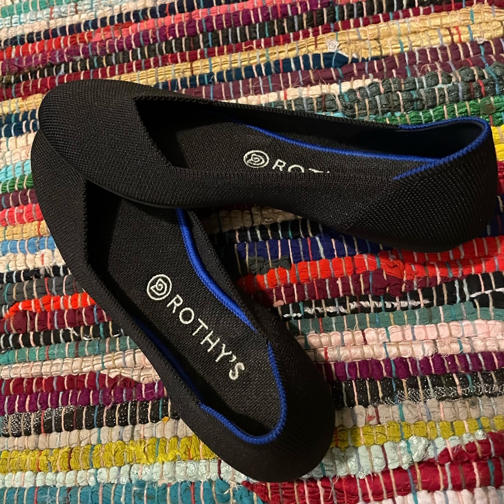 Rothy’s Black shoe size size 8W US